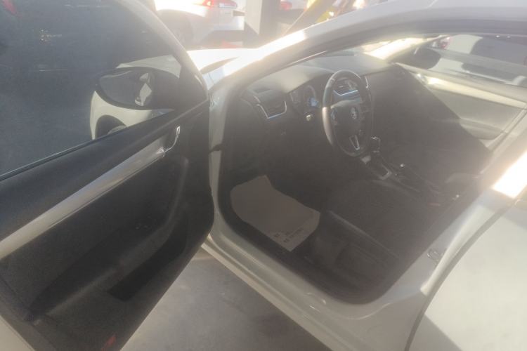 Used Skoda Octavia 2018 1.6L Automatic Luxury Edition
