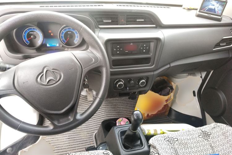 Used CHANGAN KUAYUE Wang X1 
