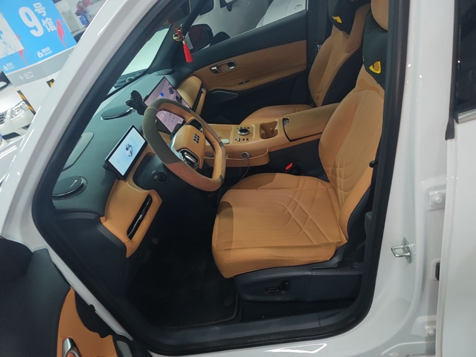 Geely Galaxy Xingjian 7 EM-i 2025 120km Exploration+ Version — снимка 17