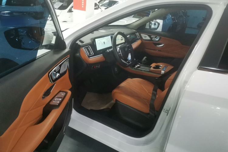 Used JETOUR Shanhai Shanhai L7 2024 1.5T 120km ULTRA 7-Seater
