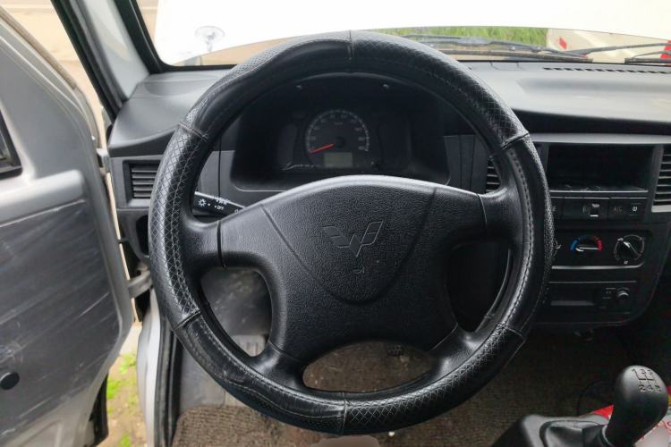 Used Wuling Zhiguang 2020 1.2L Practical Model China VI LSI
