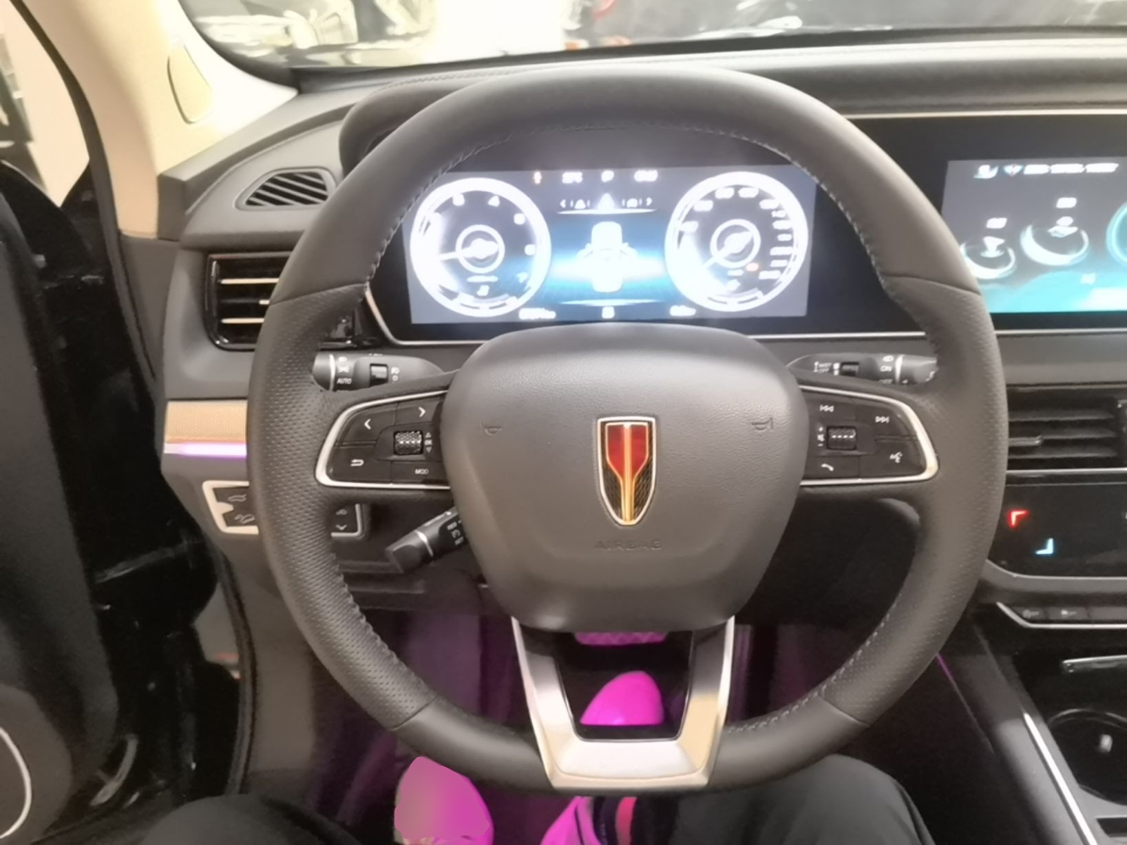 Hongqi HS5 2022 Revised Version 2.0T Smart Connect Flagship Edition — снимка 13