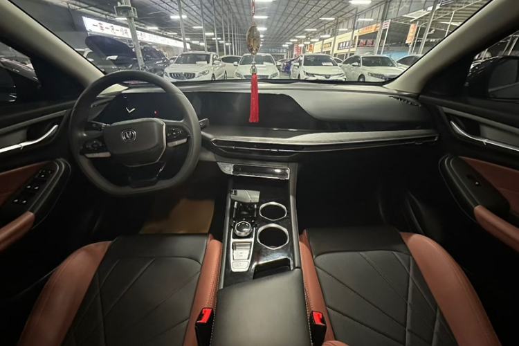 Used CHANGAN Eado 2023 Changan Edition PLUS Blue Whale NE 1.4T GDI DCT Prestige Version
