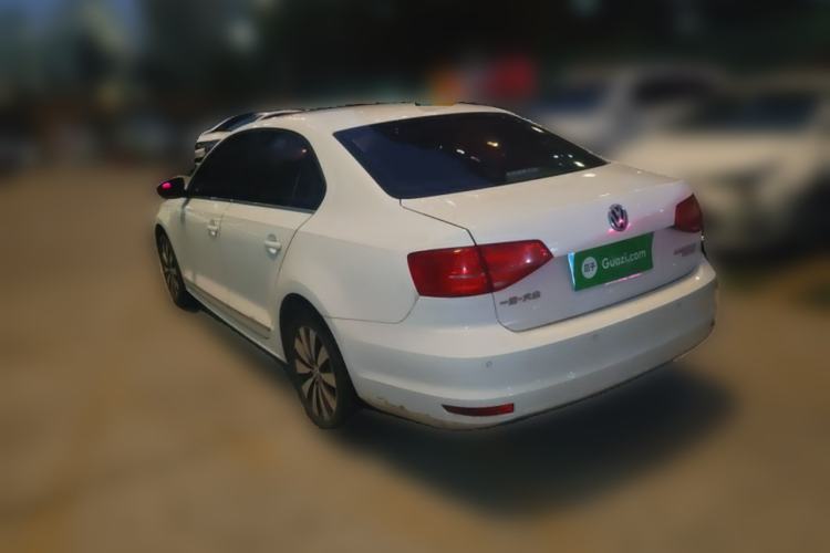 Used Volkswagen Sagitar 2015 230TSI Automatic Luxury Model
