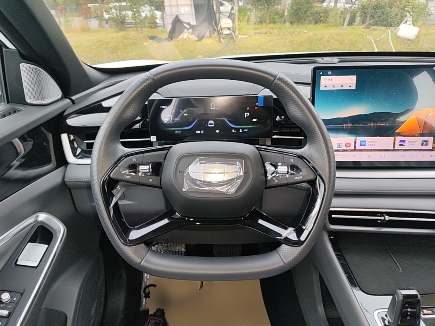 Geely Auto Emgrand X7 Sport 2026 Model 1.5TD Aspirational — снимка 13