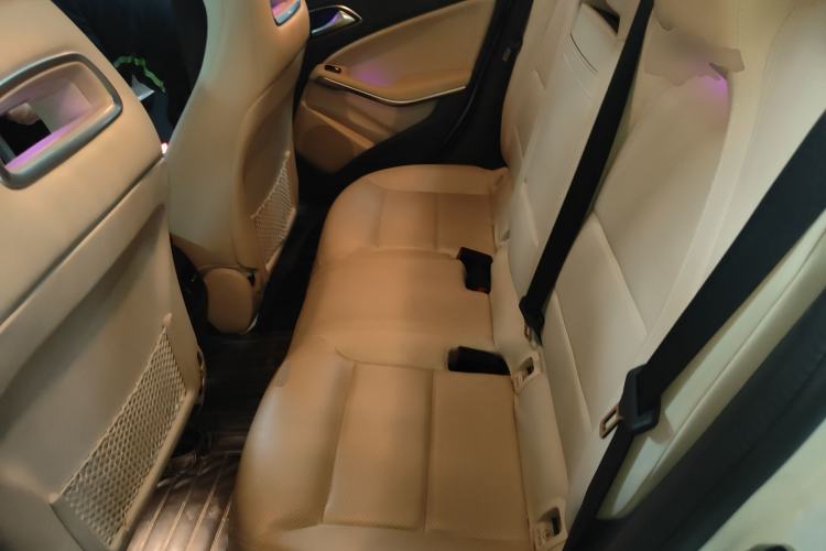 Used Mercedes-Benz GLA 2015 GLA 220 4MATIC Luxury Model