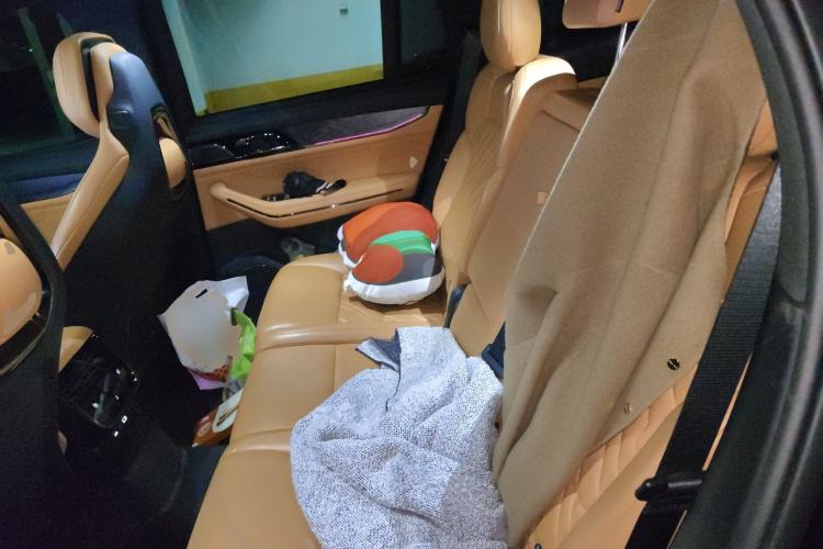 Used Lynk & Co 09 2021 2.0T Ultra 7-Seater