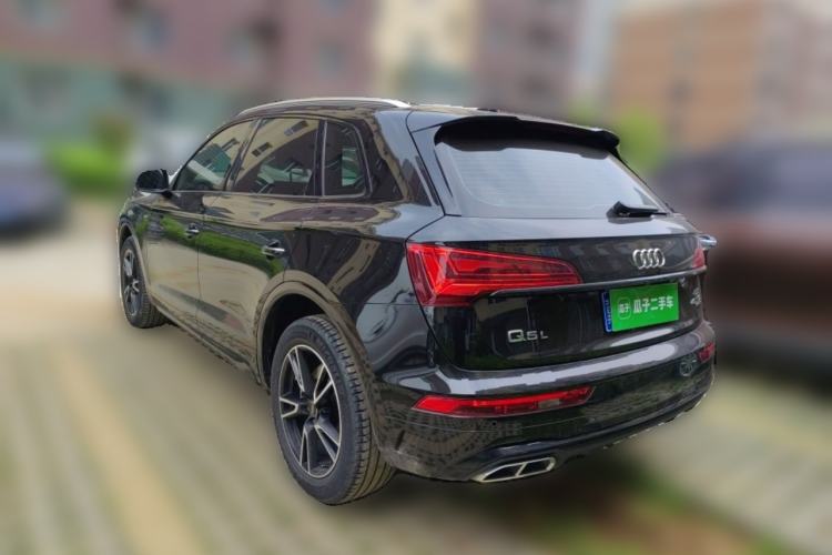Used Audi Q5L 2022 40T Fashionable and Dynamic Model Rear Left 45 Deg