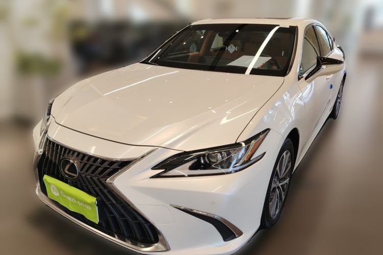 Used Lexus ES 2022 300h Excellence Edition