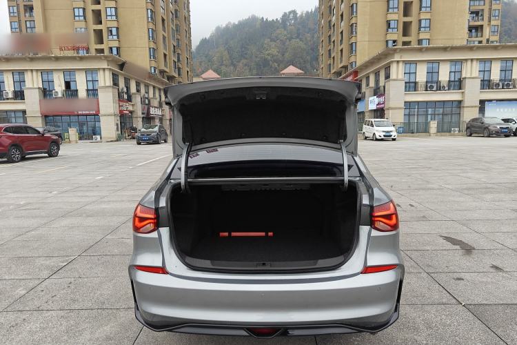 Used Chevrolet Monza 2024 1.3T Mild Hybrid Automatic Luxury Edition
