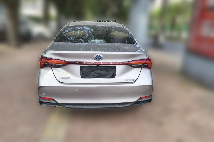 Used Toyota Avalon 2019 Dual-Engine 2.5L Luxury Edition China VI Standard