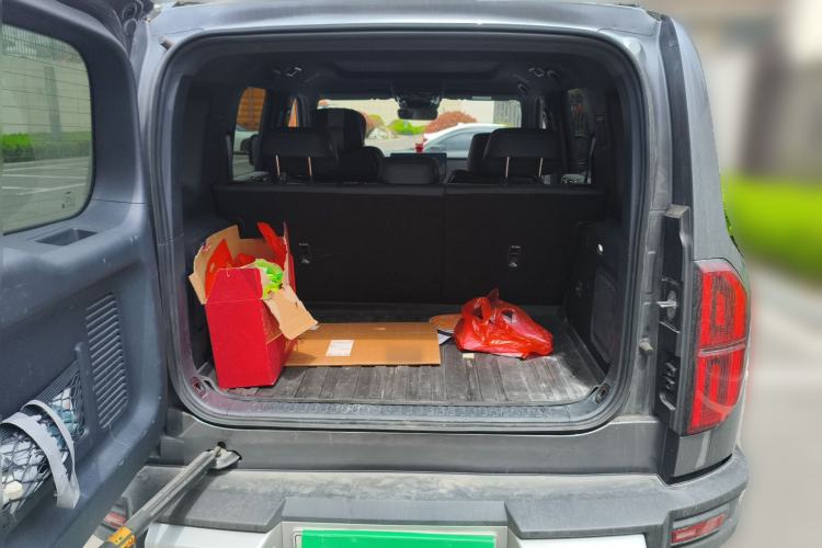 Used Formula Leopard 5 2023 Explore Edition
