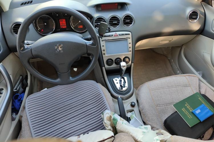 Used Peugeot 408 2011 2.0L Automatic Comfort Edition
