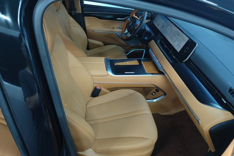 Used Wey Gaoshan 2023 Four-Wheel-Drive Executive Extended Version