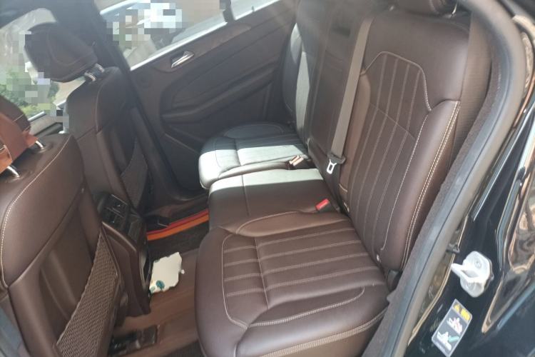 Used Mercedes-Benz GLE 2017 GLE 320 4MATIC Dynamic Model Interior 4