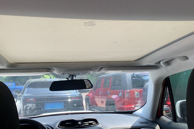 Used Jeep Renegade 2018 Connected Large Screen Version 180T Automatic High-Energy Edition
