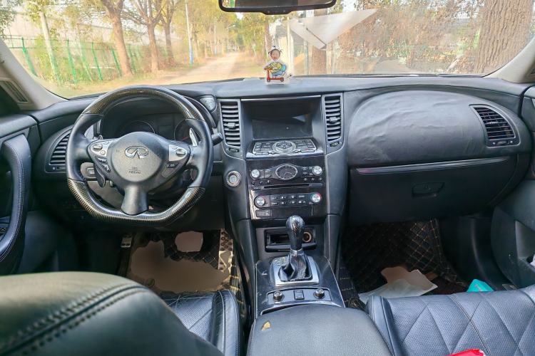 Used Infiniti FX 2011 FX35 Standard Edition