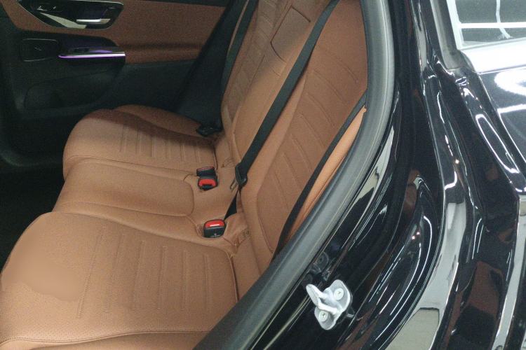 Used Mercedes-Benz GLC 2024 Refreshed GLC 300 L 4MATIC Dynamic Version 5 Seats
