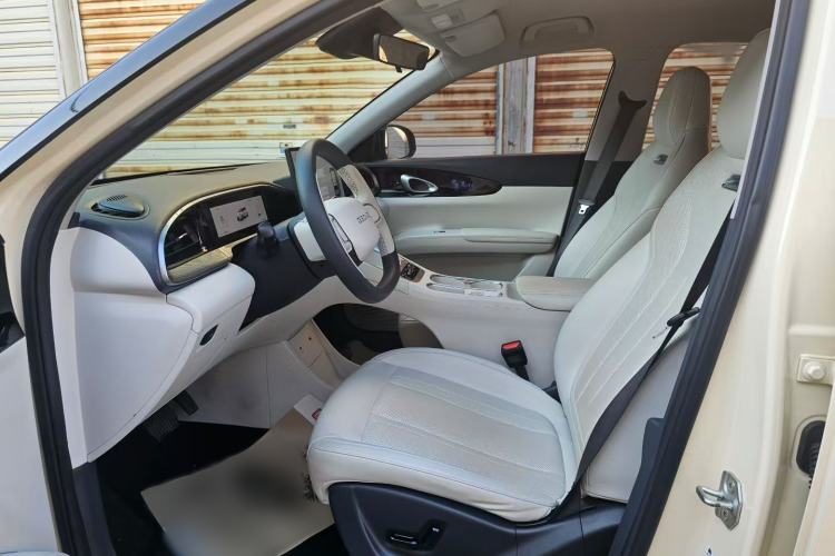 Used Geely Galaxy Geome 2025 UP 410km Exploration+ Edition