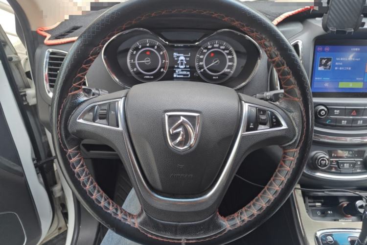 Used Baojun 560 2016 1.8L iAMT Luxury Model
