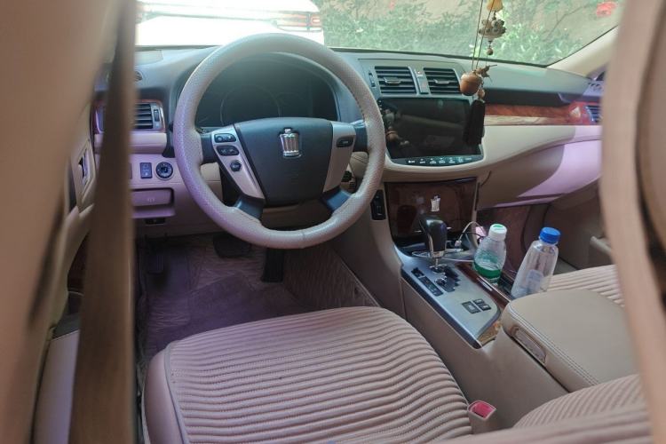 Used Toyota Crown 2012 2.5L Royal Leather Edition
