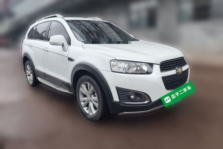 Used Chevrolet Captiva 2015 2.4L 4x4 Flagship Edition 7-Seater