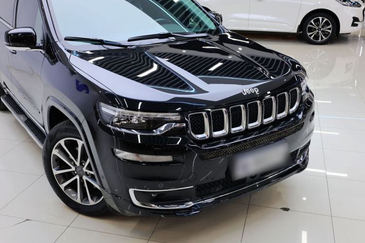 Used Jeep Grand Commander 2018 2.0T Four-Wheel Drive Smart Enjoyment Version China V Emission Standard
