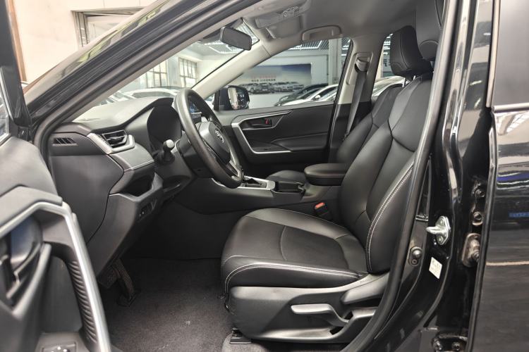 Used Toyota RAV4 2023 2.0L CVT Two-Wheel Drive Urban Edition