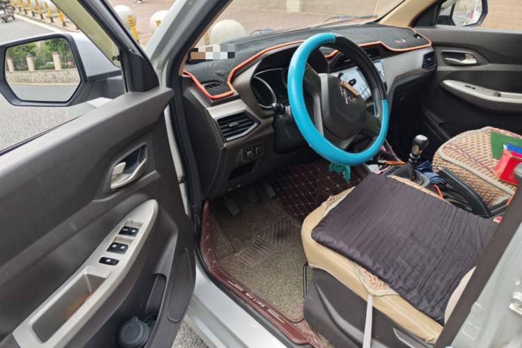 Used Wuling Hongguang 2019 1.5L S Comfort Edition China VI LAR Driver Seat