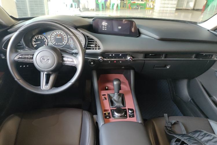 Used Mazda 3 Axela 2023 2.0L Automatic ZhiZhen Edition
