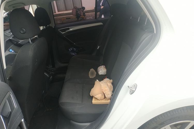 Used Volkswagen Golf 2020 Zhiai Edition 200TSI DSG Comfortable & Ambitious Version
