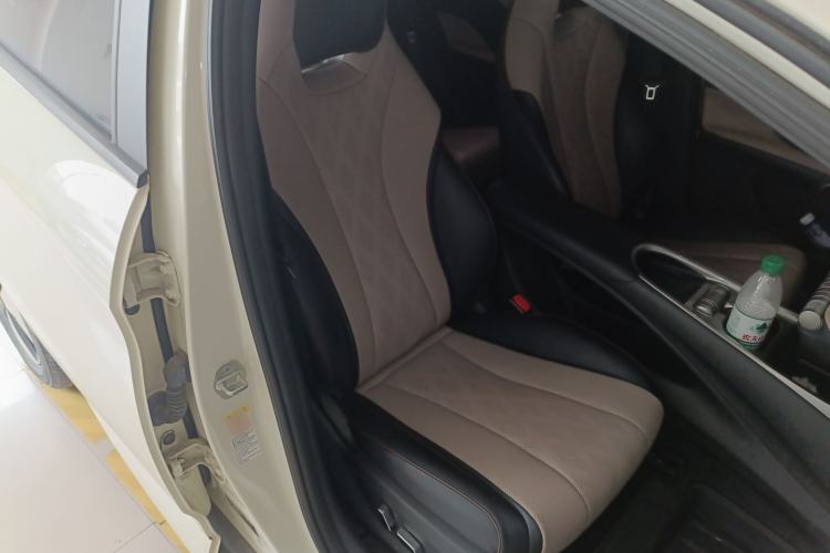 Used BYD Dolphin 2023 420 km Fashion Edition
