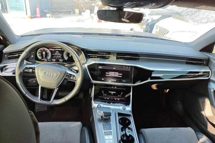 Used Audi A6L New Energy 2022 55 TFSI e quattro Interior 2