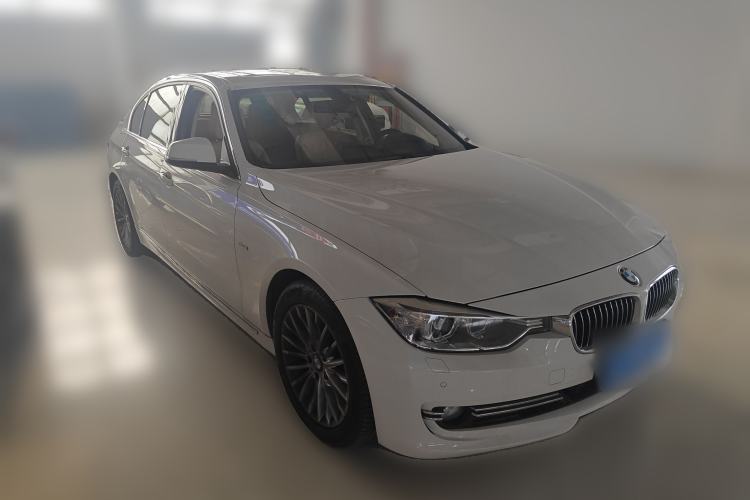 Used BMW 3 Series 2013 Facelift 328Li Luxury Design Package Front Right 45 Deg