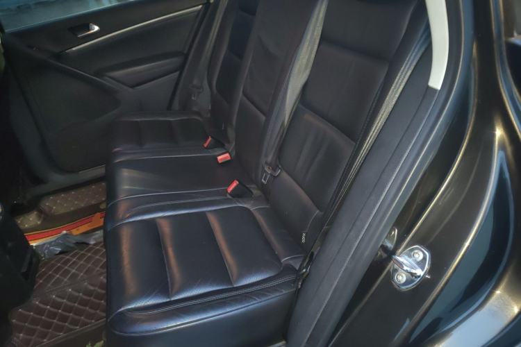 Used Volkswagen Tiguan 2015 1.8TSI Automatic Two-Wheel Drive Luxury Model Left Rear Seat