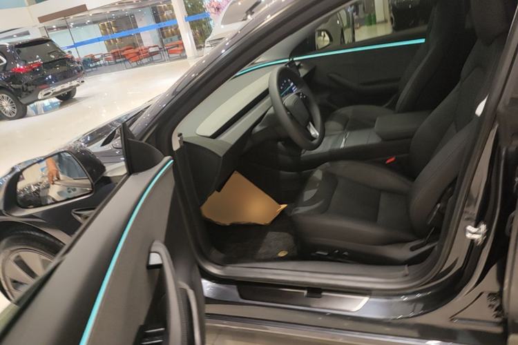 Used Tesla Model 3 2023 Rear-Wheel-Drive Version