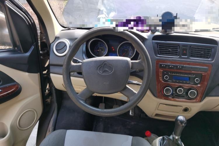 Used CHANGAN KAICHENG Ruixing M80 2018 1.5L Base Model Van Semi-Blind Window Flat Roof Rear-Hinged Doors 4G15S