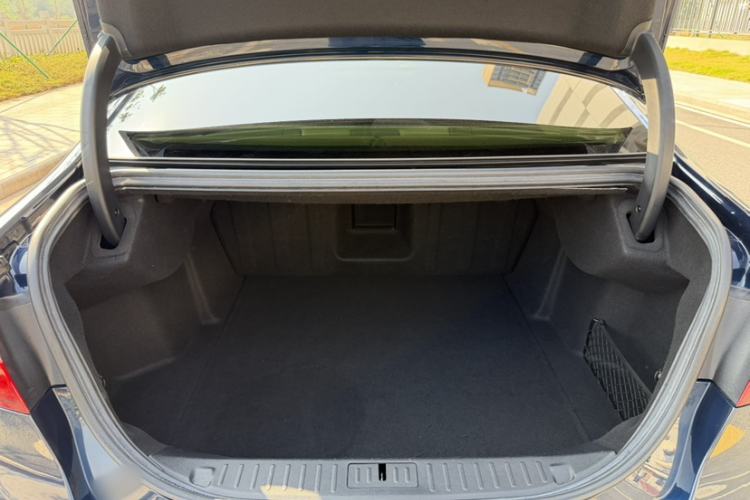 Used Ford Taurus 2015 EcoBoost 245 Luxury Model
