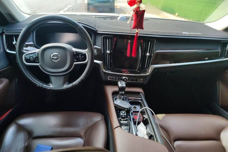 Used Volvo S90 2017 T4 Zhiyuan Edition
