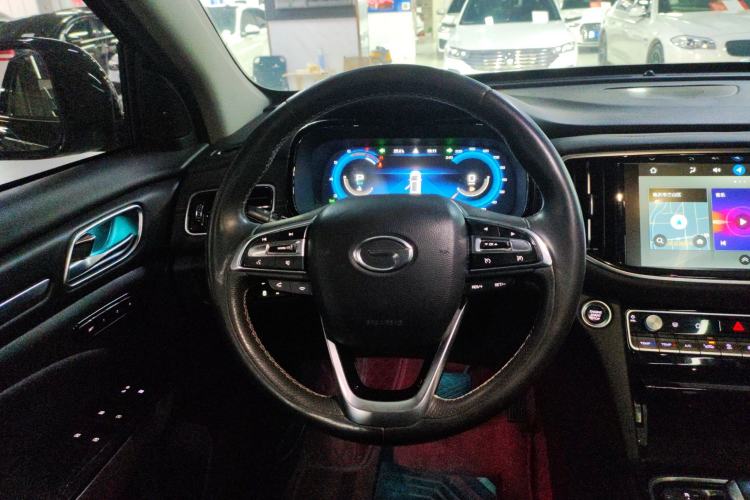 Used GAC Trumpchi GS8 2020 390T Two-Wheel Drive Luxury Smart Connectivity Version (7 Seats) Steering Wheel