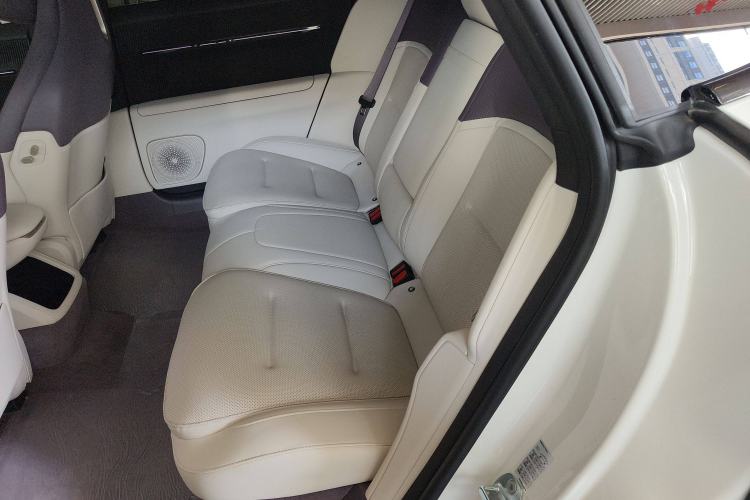 Used Avatr 12 2024 700 Three-Laser Rear-Wheel Drive Luxury Edition
