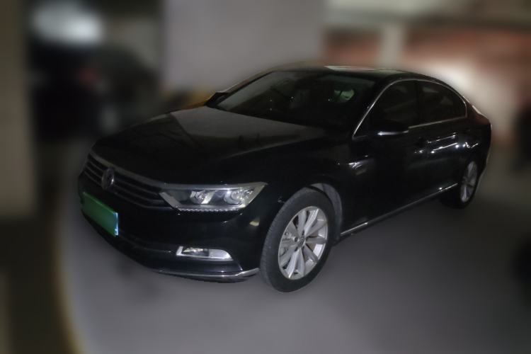 Used Volkswagen Magotan 2019 330TSI DSG Leading Edition China V Standard