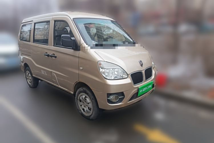 Used Jinbei Starfish A9 2011 1.0L Standard Edition Front Right 45 Deg