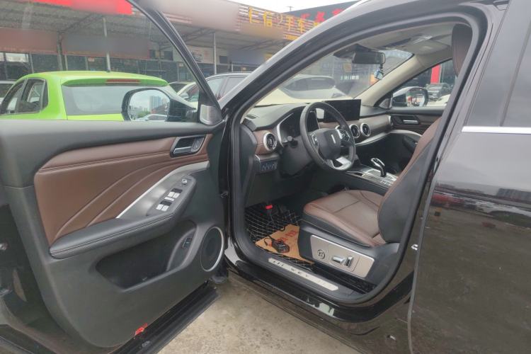 Used Wey VV6 2020 2.0T Two-Wheel Drive Smart Protection+