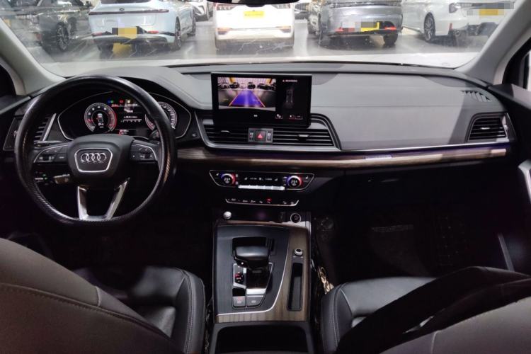 Used Audi Q5L 2022 Updated Version 40T Luxury Elegant Edition
