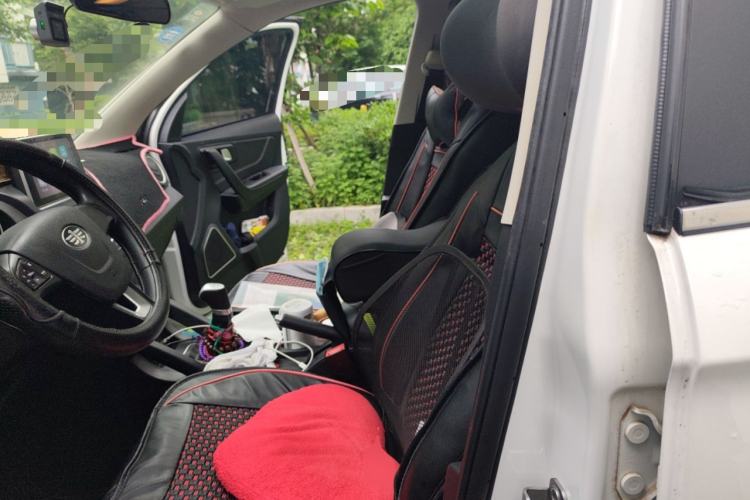 Used Bestune X40 2017 1.6L Manual Luxury Edition Left Front Seat