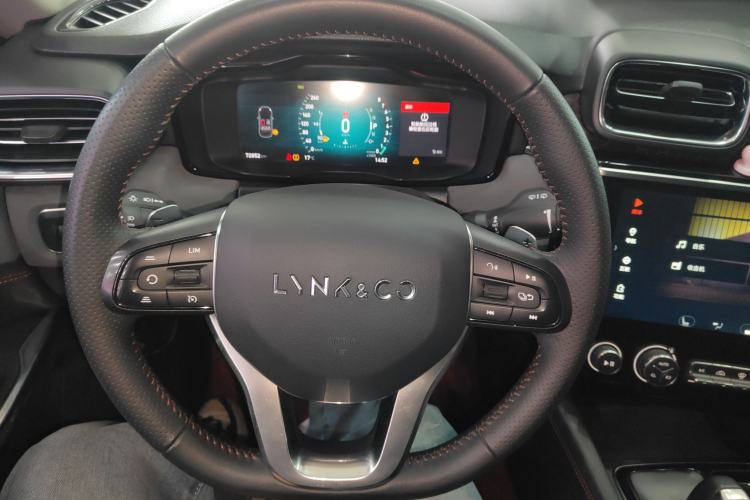 Used Lynk & Co 02 2018 1.5T DCT Two-Wheel Drive Sporty Version China V Standard
