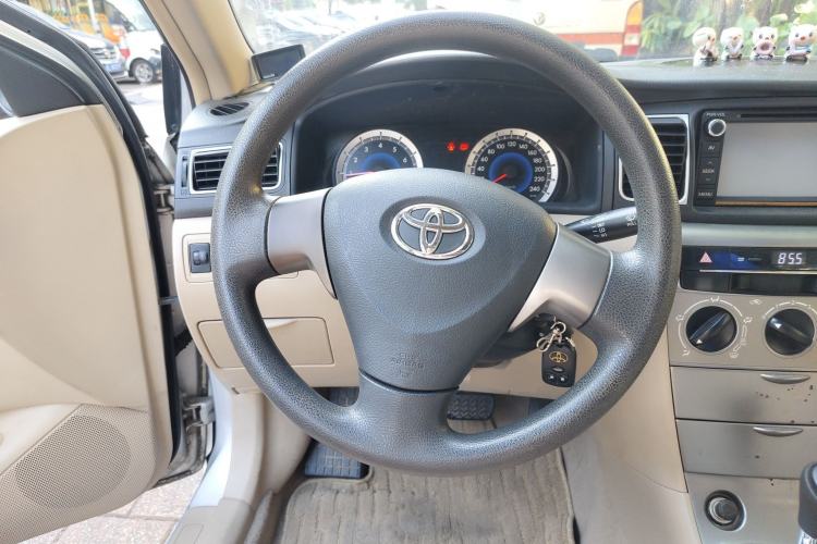 Used Toyota Corolla EX 2013 1.6L Automatic Luxury Edition