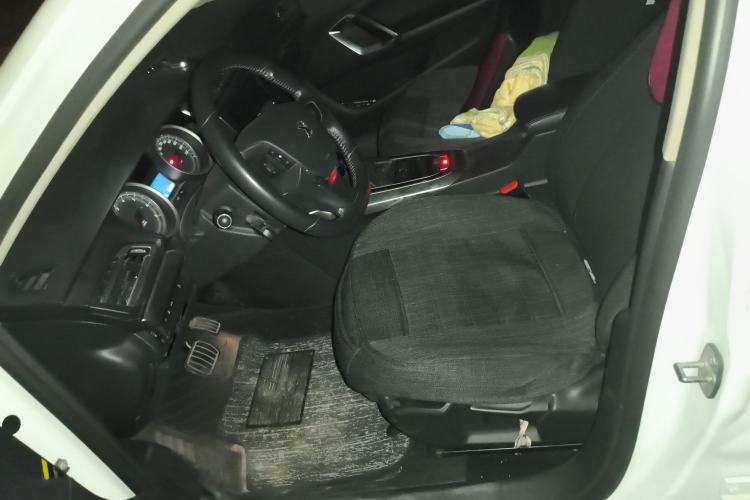 Used Peugeot 408 2014 1.8L Automatic Luxury Edition Left Front Seat