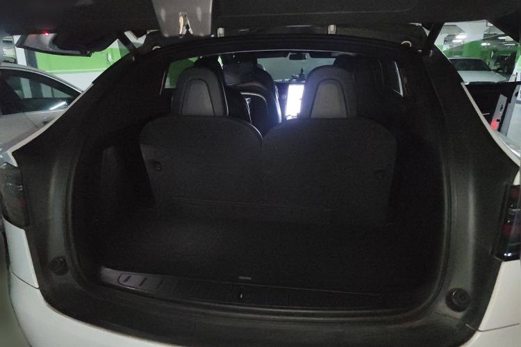 Used Tesla Model X 2020 Long-Range Upgrade Version Trunk